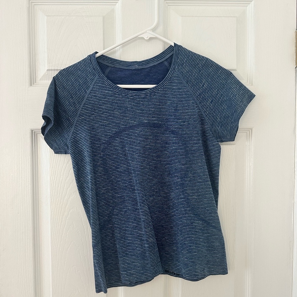 Lululemon swiftly tech short sleeve race crop
